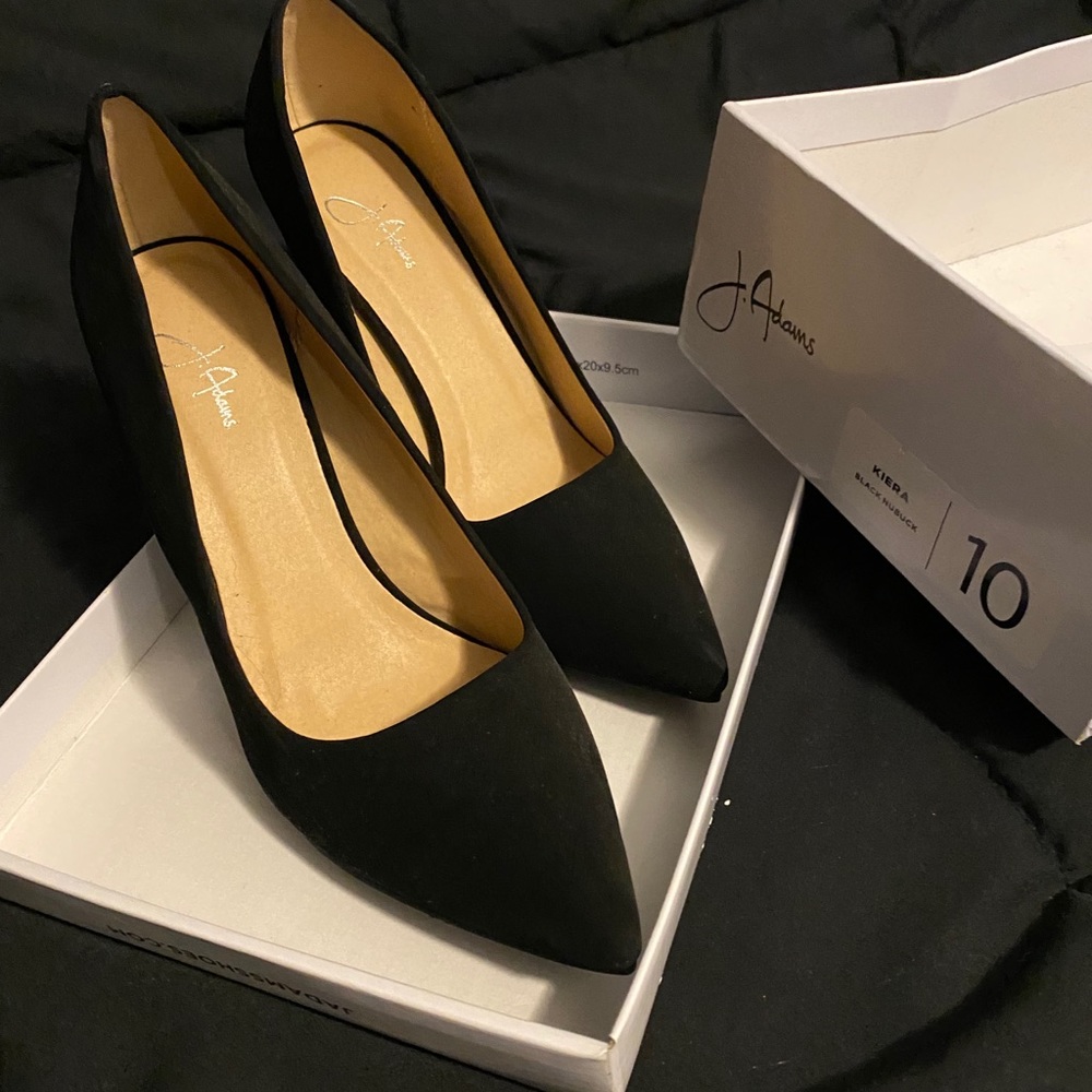 4” NITB black suede pumps